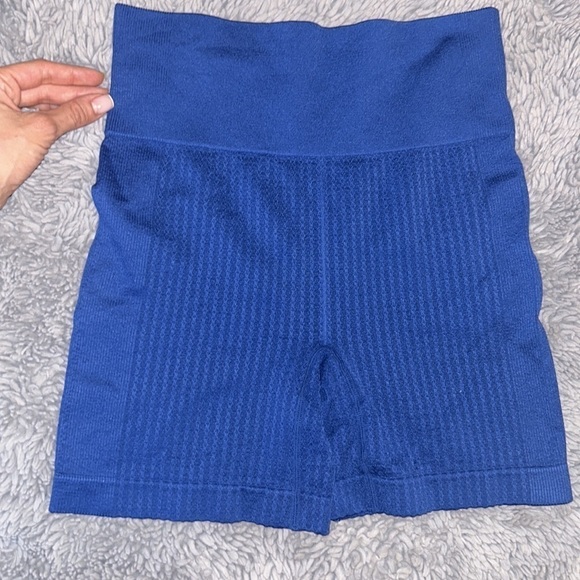 Two Piece Seamless Ribbed Work Out Set - Picture 3 of 9